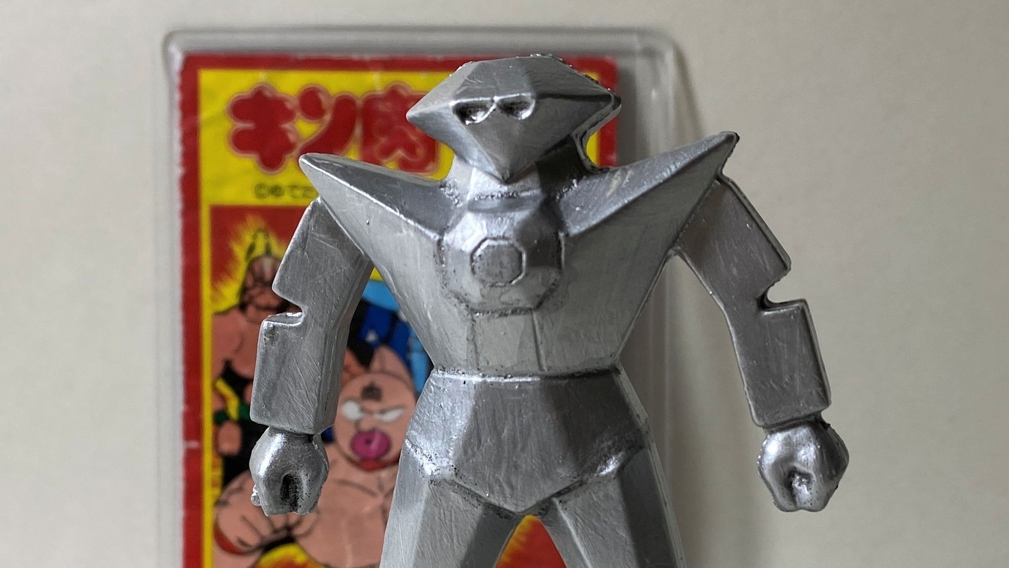 昭和のキンケシを令和にリペイント！デカ消し第4弾「ダイヤマン」を 